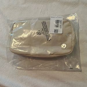 BRAND NEW Lululemon | Everywhere Belt Bag